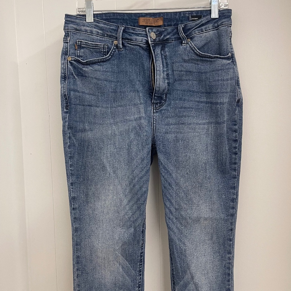 Judy Blue Women’s Jeans Size 13/31 Blue Denim Skinny Stretch Mid Rise Faded